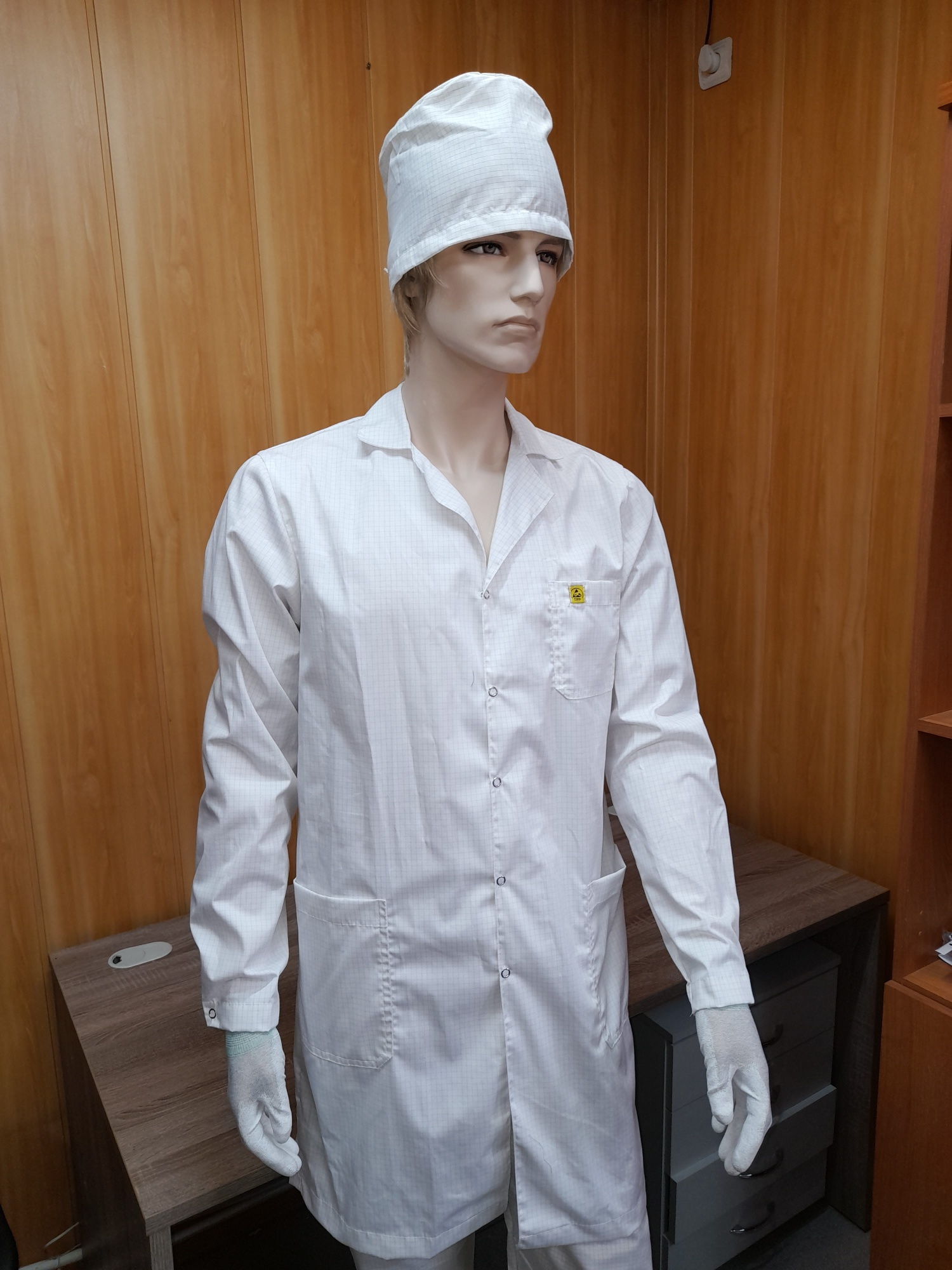 Антистатический мужской халат Universal EZ-M130–К
